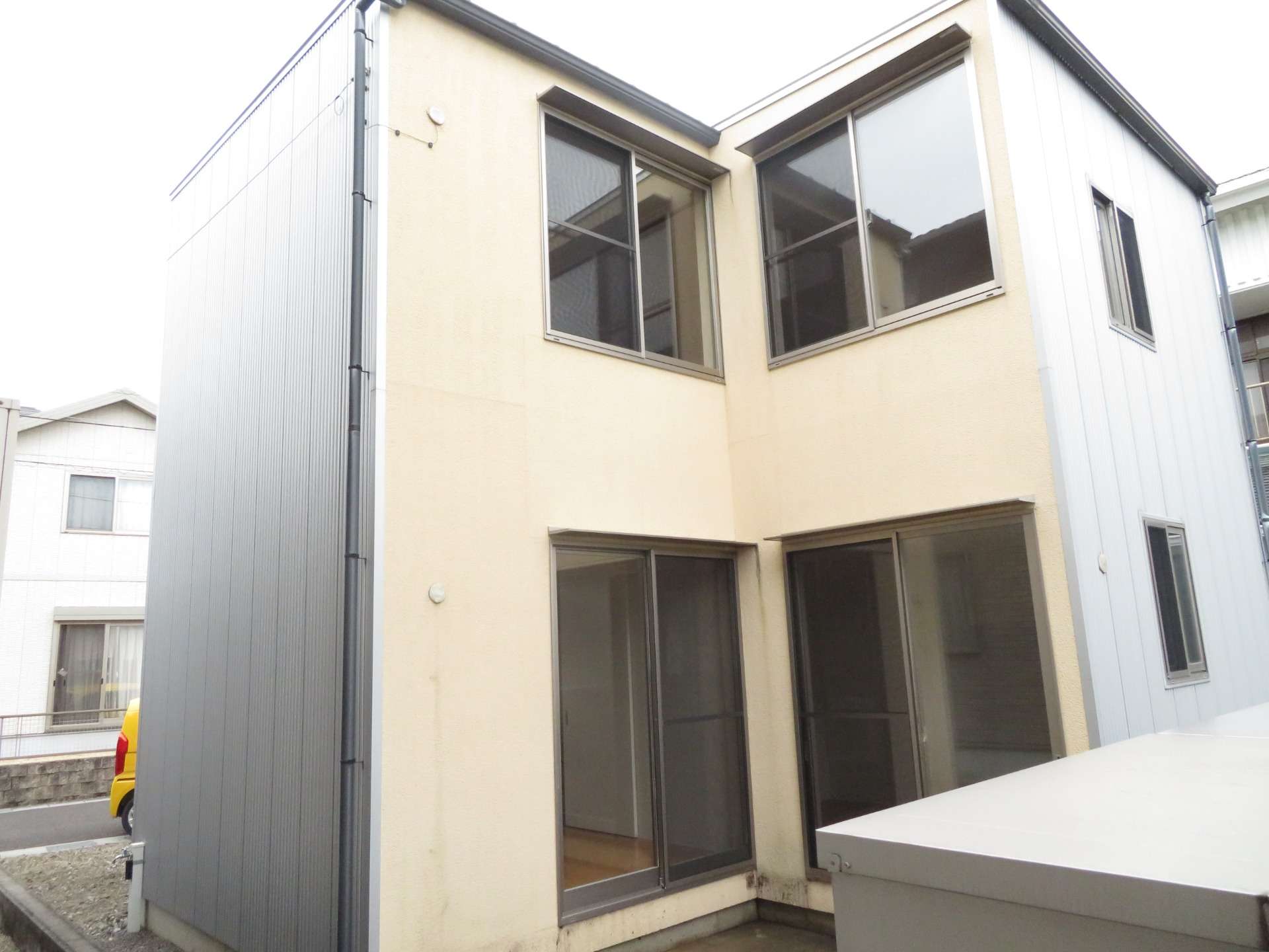 【ユニキューブ千代崎　2LDK】