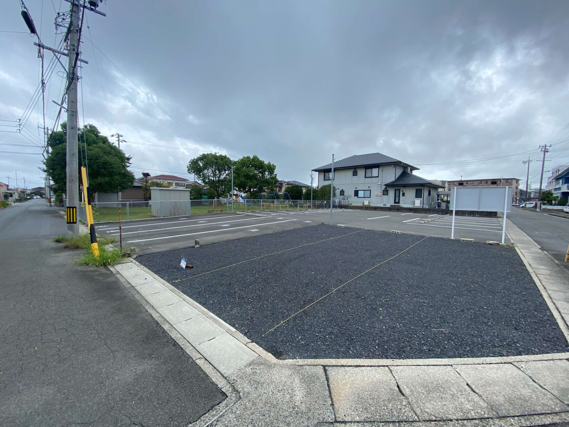 【鈴鹿市桜島2丁目駐車場】