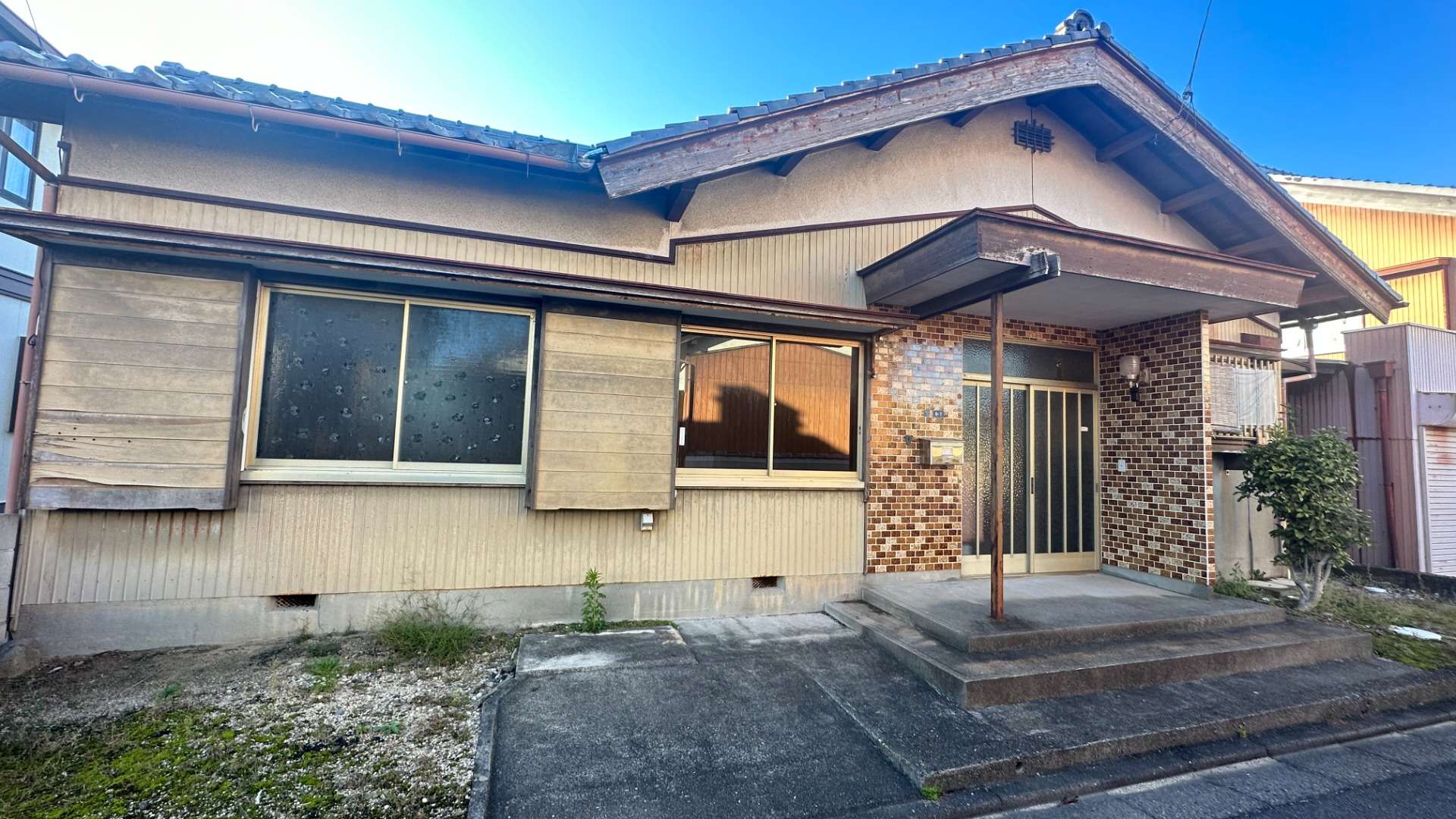 【若松中一丁目貸家　5DK】